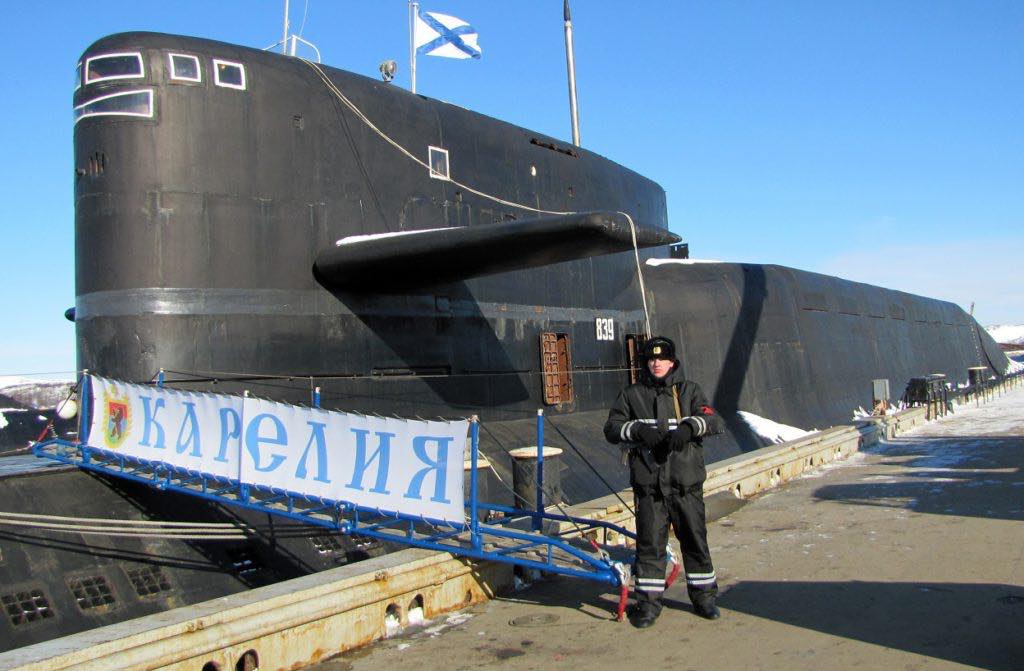 Атомный ракетный подводный крейсер стратегического назначения проекта К-18 "Карелия"